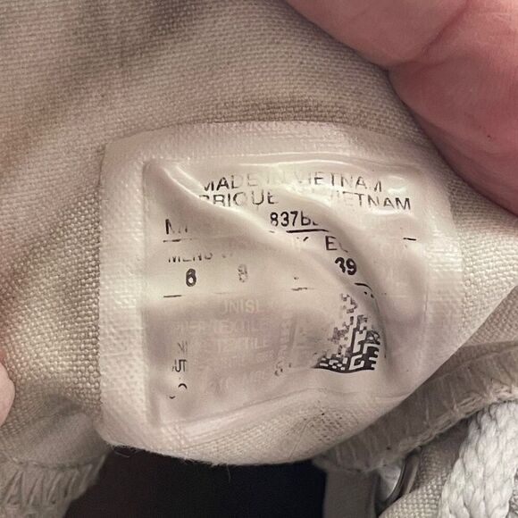 Converse Men's Chuck Taylor All-Star High Portrait Sneakers White Size 6 - Picture 6 of 6